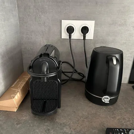 Agreable 2 Pieces Avec Balcon Et Parking Transports By Immo Kit Bnb Sarcelles Extérieur photo