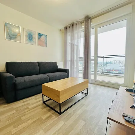 Agreable 2 Pieces Avec Balcon Et Parking Transports By Immo Kit Bnb Sarcelles Extérieur photo